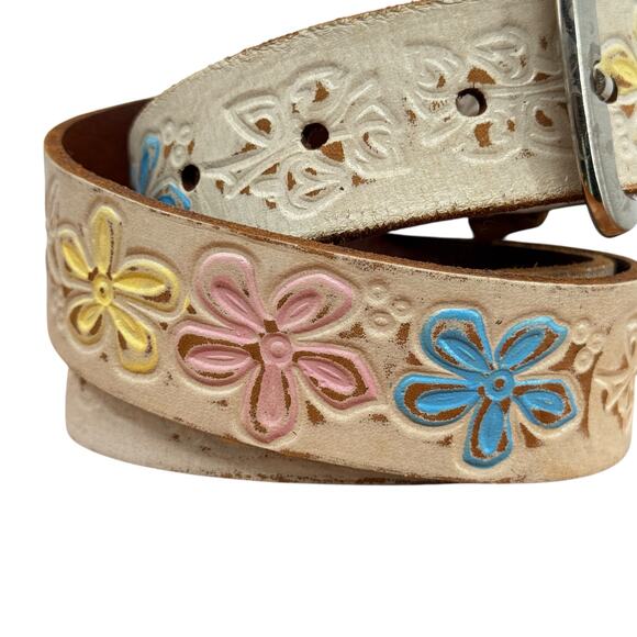 Toscana Tooled Leather Belt SZ 33 Floral Womens White Pastel Boho Western Hippie - Picture 8 of 12